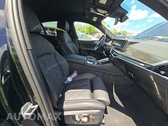 2026 BMW X6 Sports Activity Coupe M60i xDrive - miniatura 14