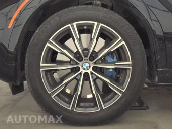 2026 BMW X6 Sports Activity Coupe M60i xDrive - miniatura 9