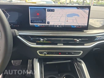2026 BMW X6 Sports Activity Coupe M60i xDrive – miniatura 11