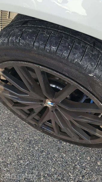 2026 BMW X6 Sports Activity Coupe M60i xDrive - miniatura 19
