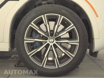 2026 BMW X6 Sports Activity Coupe M60i xDrive – miniatura 10