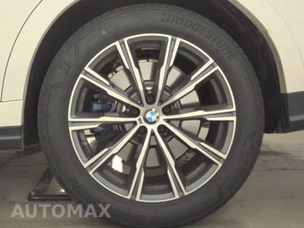 2026 BMW X6 Sports Activity Coupe M60i xDrive – miniatura 12