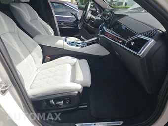 2026 BMW X6 Sports Activity Coupe M60i xDrive – miniatura 14