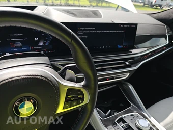 2026 BMW X6 Sports Activity Coupe M60i xDrive – miniatura 17