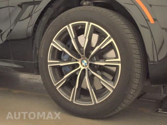 2026 BMW X6 Sports Activity Coupe M60i xDrive – miniatura 10