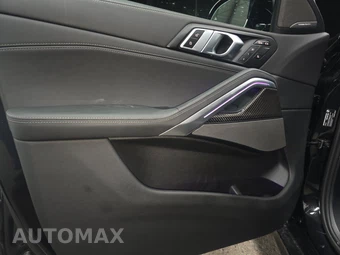 2026 BMW X6 Sports Activity Coupe M60i xDrive – miniatura 15