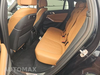 2026 BMW X6 Sports Activity Coupe M60i xDrive – miniatura 13