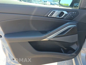 2026 BMW X6 Sports Activity Coupe M60i xDrive – miniatura 9