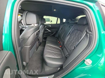 2026 BMW X6 Sports Activity Coupe M60i xDrive – miniatura 13