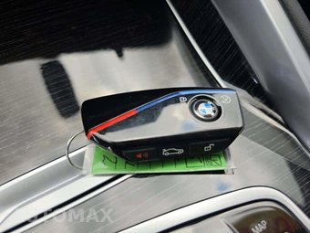 2026 BMW X6 Sports Activity Coupe M60i xDrive – miniatura 8