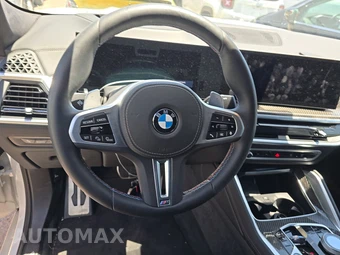 2026 BMW X6 Sports Activity Coupe M60i xDrive – miniatura 16
