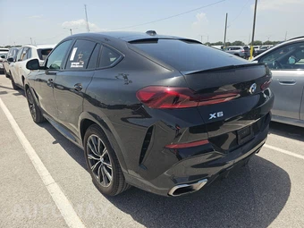 2026 BMW X6 Sports Activity Coupe xDrive40i - miniatura 6