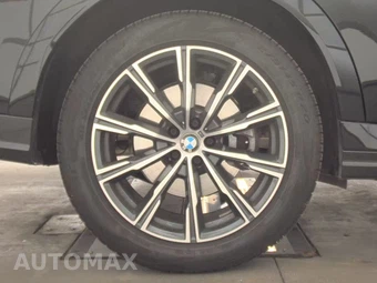 2026 BMW X6 Sports Activity Coupe xDrive40i - miniatura 11