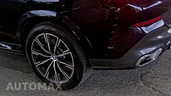 2026 BMW X6 Sports Activity Coupe xDrive40i – miniatura 10