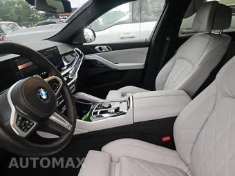 2026 BMW X6 Sports Activity Coupe xDrive40i – miniatura 12