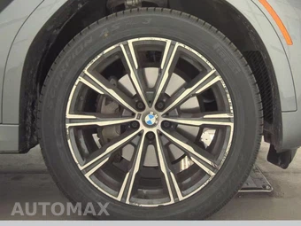 2026 BMW X6 Sports Activity Coupe xDrive40i - miniatura 10