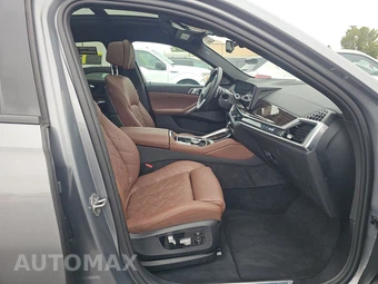 2026 BMW X6 Sports Activity Coupe xDrive40i - miniatura 8