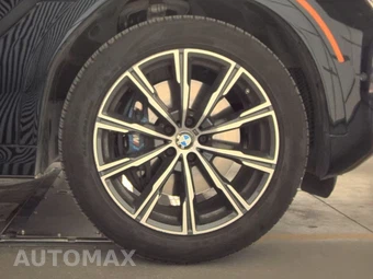 2026 BMW X6 Sports Activity Coupe xDrive40i – miniatura 10