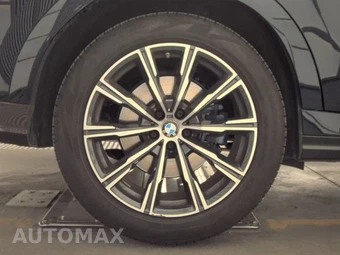 2026 BMW X6 Sports Activity Coupe xDrive40i – miniatura 11