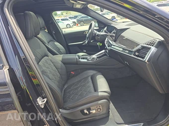 2026 BMW X6 Sports Activity Coupe xDrive40i – miniatura 14