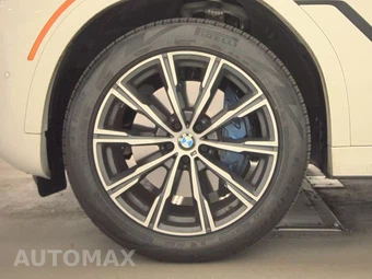 2026 BMW X6 Sports Activity Coupe xDrive40i – miniatura 9
