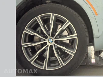 2026 BMW X6 Sports Activity Coupe xDrive40i - miniatura 10