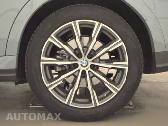 2026 BMW X6 Sports Activity Coupe xDrive40i - miniatura 12