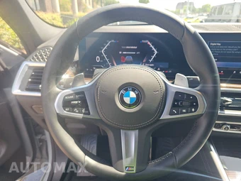2026 BMW X6 Sports Activity Coupe xDrive40i – miniatura 10