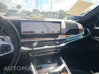 2026 BMW X6 Sports Activity Coupe xDrive40i – miniatura 11