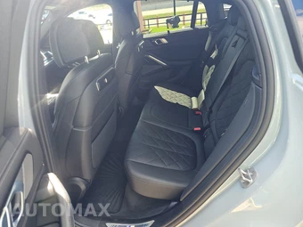 2026 BMW X6 Sports Activity Coupe xDrive40i – miniatura 13