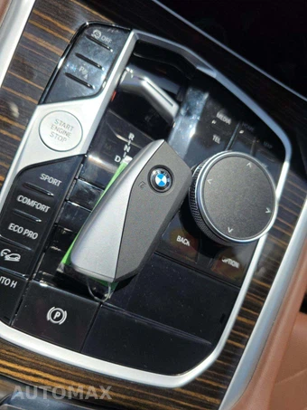 2026 BMW X6 Sports Activity Coupe xDrive40i – miniatura 8