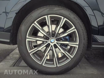 2026 BMW X6 Sports Activity Coupe xDrive40i – miniatura 11