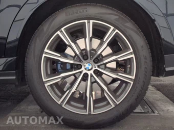 2026 BMW X6 Sports Activity Coupe xDrive40i – miniatura 12