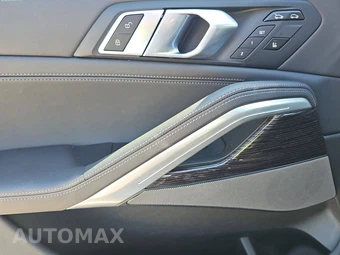 2026 BMW X6 Sports Activity Coupe xDrive40i – miniatura 15