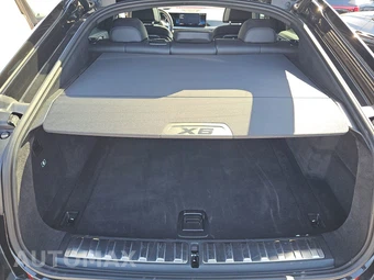 2026 BMW X6 Sports Activity Coupe xDrive40i – miniatura 23