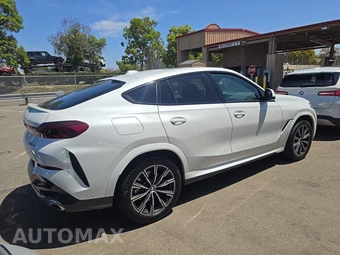 2026 BMW X6 Sports Activity Coupe xDrive40i - miniatura 4