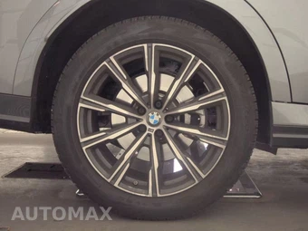 2026 BMW X6 Sports Activity Coupe xDrive40i - miniatura 10
