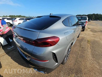 2026 BMW X6 Sports Activity Coupe xDrive40i - miniatura 4