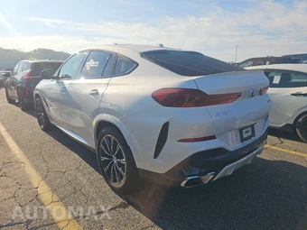 2026 BMW X6 Sports Activity Coupe xDrive40i - miniatura 6