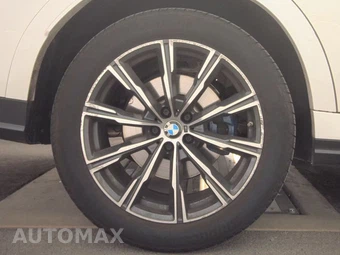 2026 BMW X6 Sports Activity Coupe xDrive40i - miniatura 11