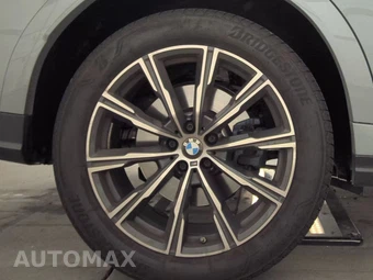 2026 BMW X6 Sports Activity Coupe xDrive40i - miniatura 11