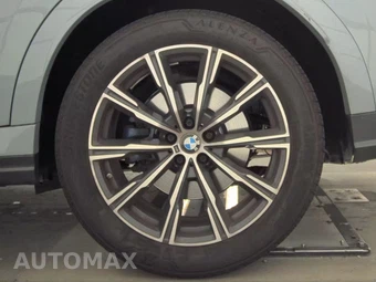 2026 BMW X6 Sports Activity Coupe xDrive40i - miniatura 12