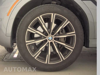 2026 BMW X6 Sports Activity Coupe xDrive40i - miniatura 9