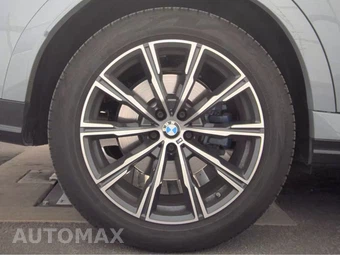 2026 BMW X6 Sports Activity Coupe xDrive40i - miniatura 11