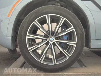 2026 BMW X6 Sports Activity Coupe xDrive40i - miniatura 9