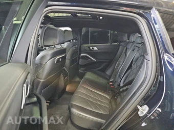 2026 BMW X6 Sports Activity Coupe xDrive40i – miniatura 13