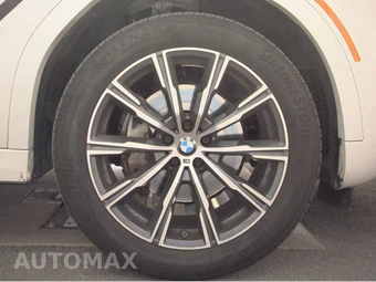 2026 BMW X6 Sports Activity Coupe xDrive40i - miniatura 10