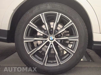 2026 BMW X6 Sports Activity Coupe xDrive40i - miniatura 11