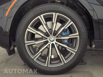 2026 BMW X6 Sports Activity Coupe xDrive40i - miniatura 9