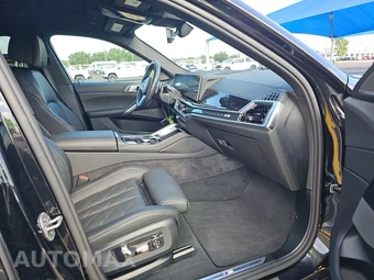 2026 BMW X6 Sports Activity Coupe xDrive40i - miniatura 8